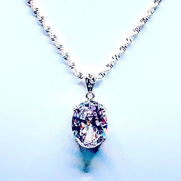 NEW! SPARKLING AUSTRIAN EMERALD CUT OVAL WHITE AUSTRIAN CRYSTAL - 925 SILVER - Picture 6 of 15